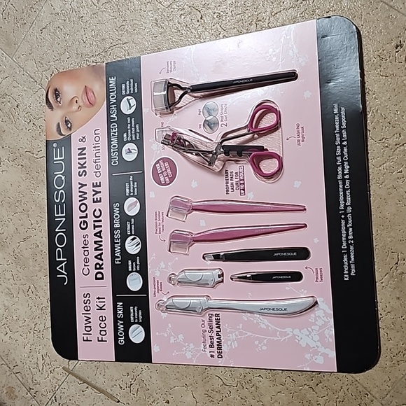 Japonesque Flawless Face Kit 8 Piece Set - Picture 1 of 8